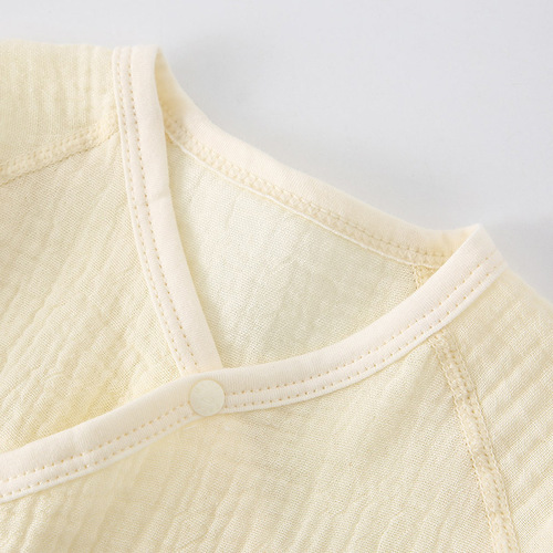 I love mom and dad. Newborn baby summer gauze style long-sleeved hood. Male and female baby hood.