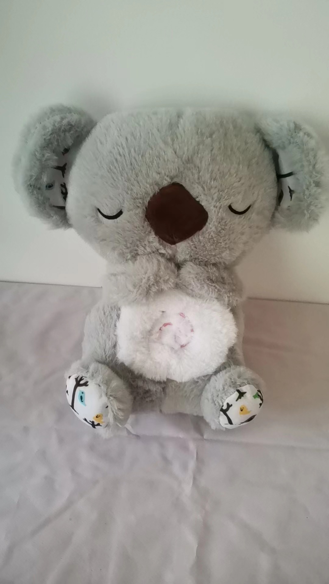 Respirando Oso Pequeña nutria Muñeca de peluche Bebé Consolando Acompañamiento Muñeca Apacigua Música Muñeca Educación temprana Regalo