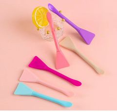 シリカゲルの顔の膜は耳のスプーンをくり抜きます。