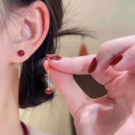 耳线;项链;耳钉