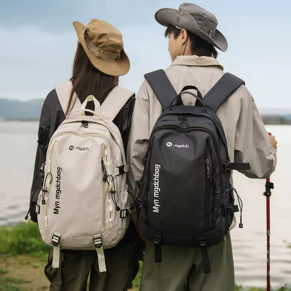 Fashionable Outdoor Hiking and Travel Backpack, Lightweight, Versatile, Large Capacity, Workwear-Style, Casual Sports Travel Backpack