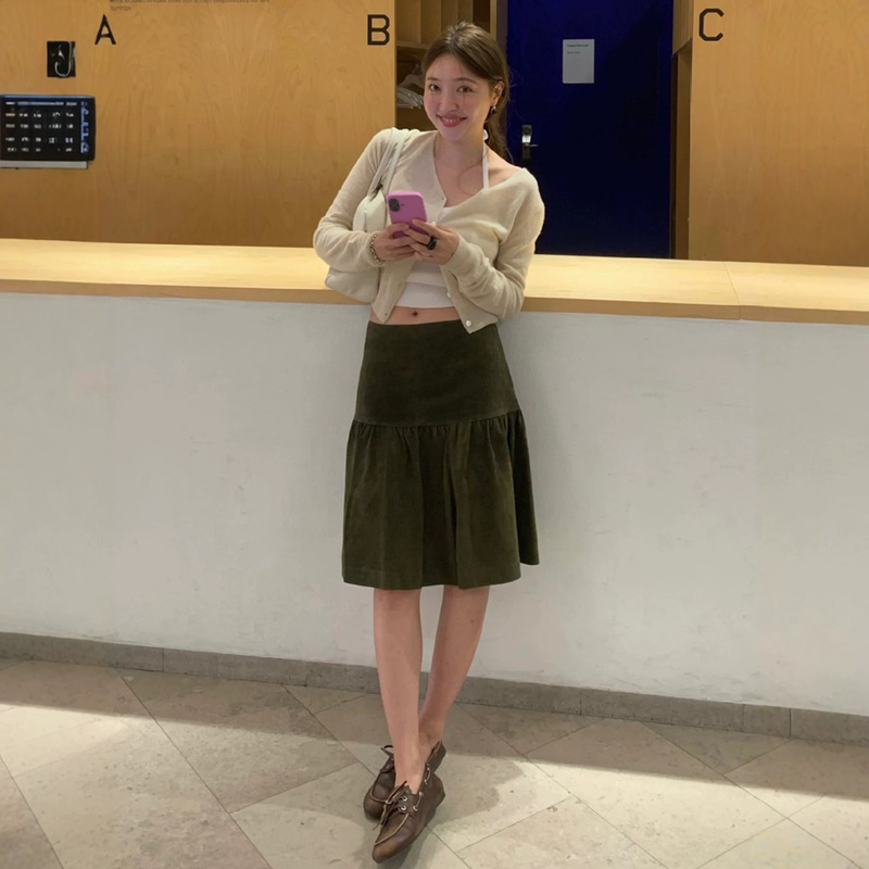 In-Stock Tannat Cardigan and Skirt Two-Piece Set for Women, Autumn Slim-Fit Knit Top, Olive Green Suede Mid-Length Skirt