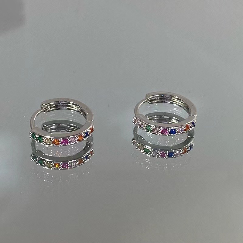1 Pair Simple Style Geometric Copper Plating Inlay Zircon Hoop Earrings display picture 1