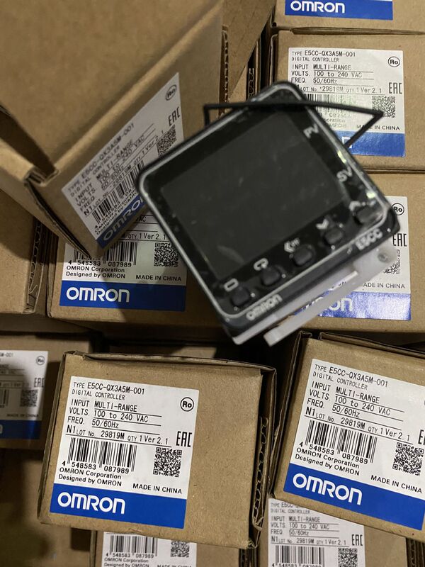 Thermostat E5CC-QX3A5M-001 E5CC-QX3ADM-003 QX3ASM-001/000/002