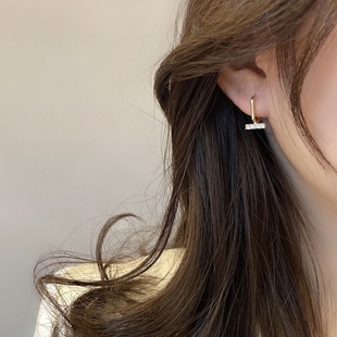 New ear ring earrings ear buckle series women's diamond earrings horizontal Diamond Square ear buckle geometric design sense 18K