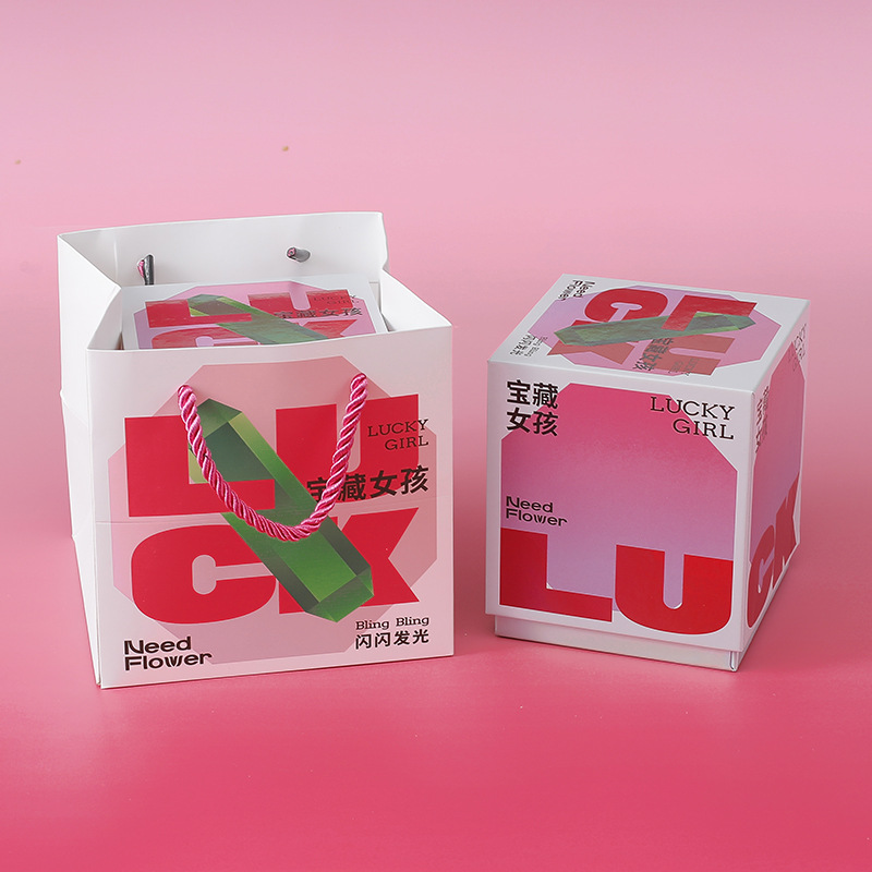 Please order the "Treasure Girl Matching Handbag" together with the product. It cannot be shipped if ordered separately.