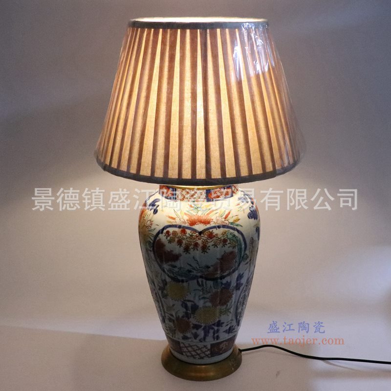 景德镇手绘青花斗彩陶瓷台灯复古广彩瓷灯具客厅书房卧室装饰摆件