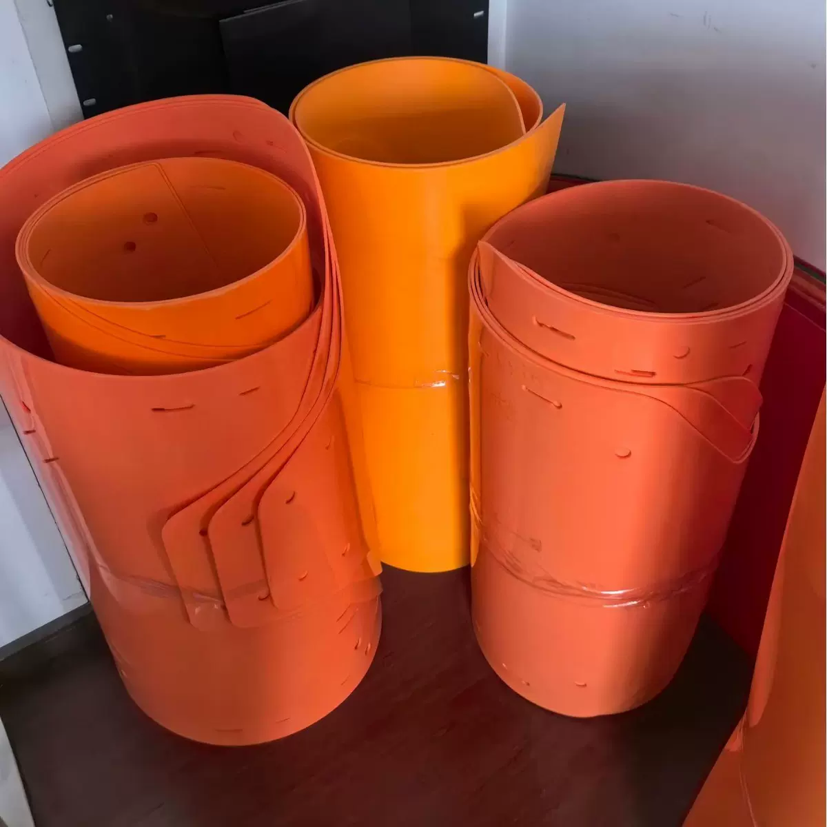 多功能卷式消防救援软担架板PE担架板山地折叠轻型抢险救生肢体固