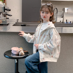 女童外套春秋款2025新款洋气儿童秋装小女孩超好看运动连帽上衣潮