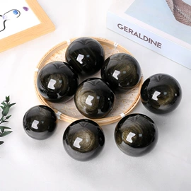 水晶工艺品;宝石工艺品;招财摆件