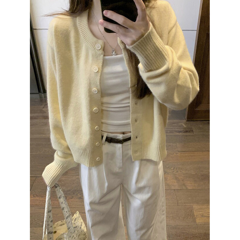 Soft and Fluffy Single-Breasted Knitted Cardigan for Women, 2026 Spring Sweet Style, Age-Reducing Gentle Sweater Coat