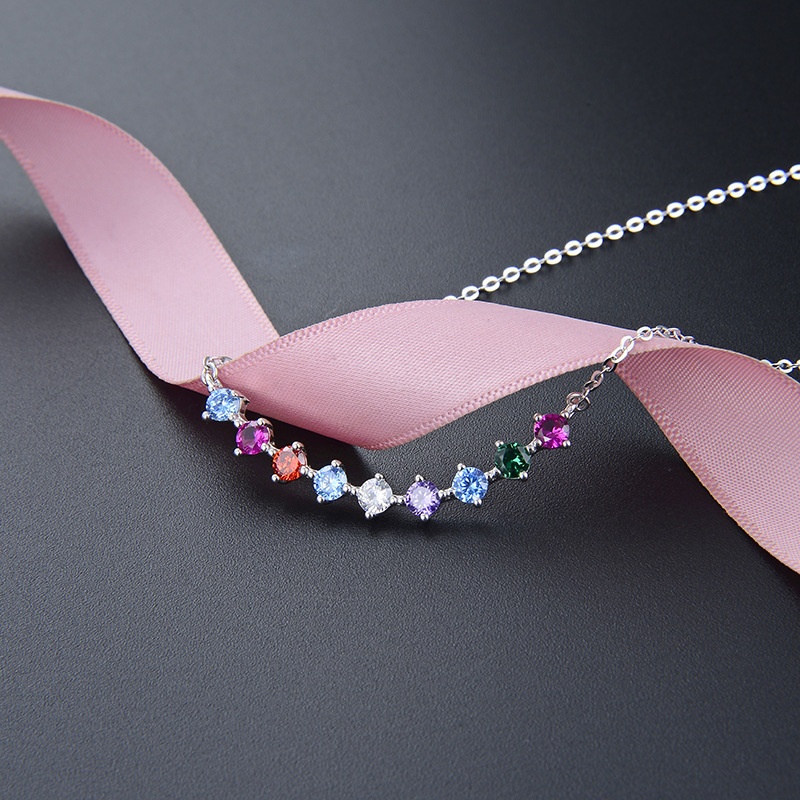 S925 collar de plata sonrisa de collar de plata para mujeres europeas y americanas colgante creativo de moda clavícula joyería de plata para mujeres