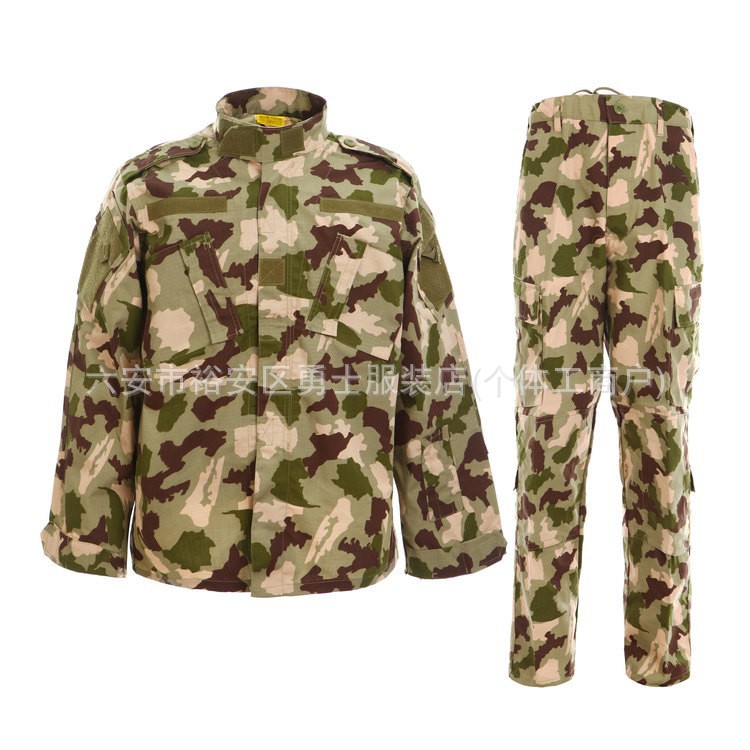 Trajes de camuflaje negros transfronterizos para hombres al aire libre tácticos trajes de entrenamiento resistentes al desgaste herramientas primavera y otoño fabricantes al por mayor
