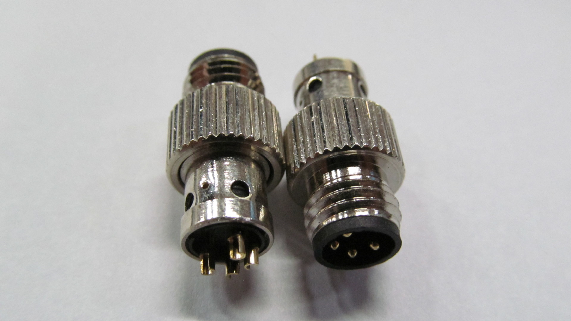 深圳工厂供应M8-4P公头防水连接器M8-4防水连接器