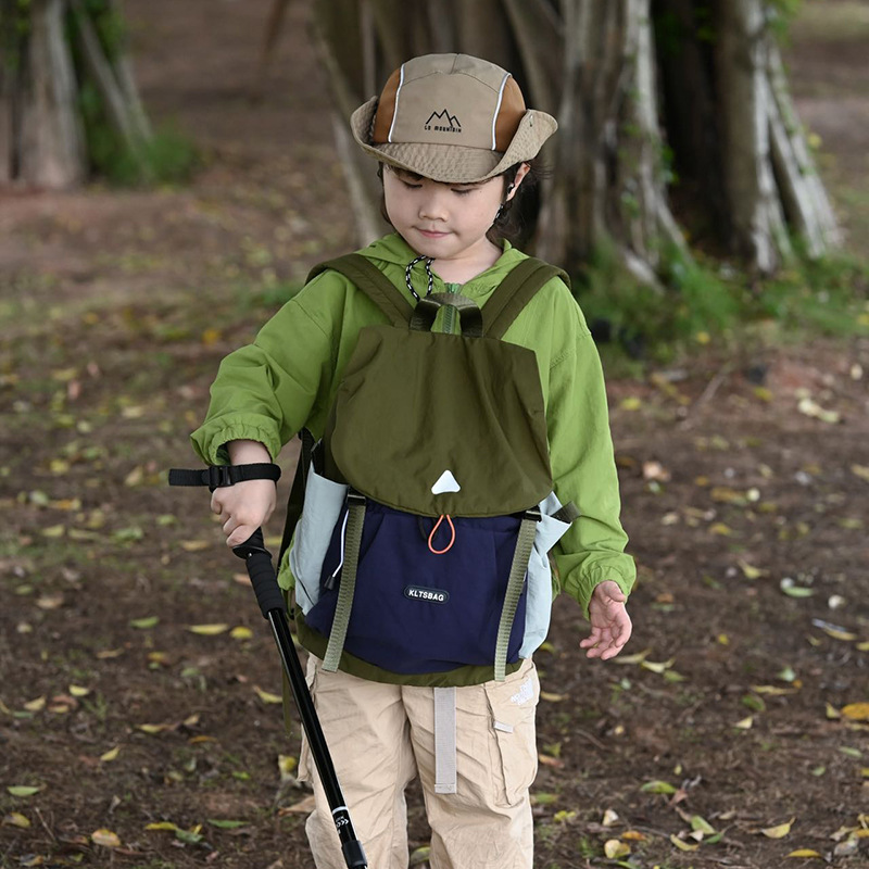 2025 nuevos bolsos para niños, bolsos de montañismo al aire libre para niños geniales de moda coreana, mochila ligera para niñas de gran capacidad