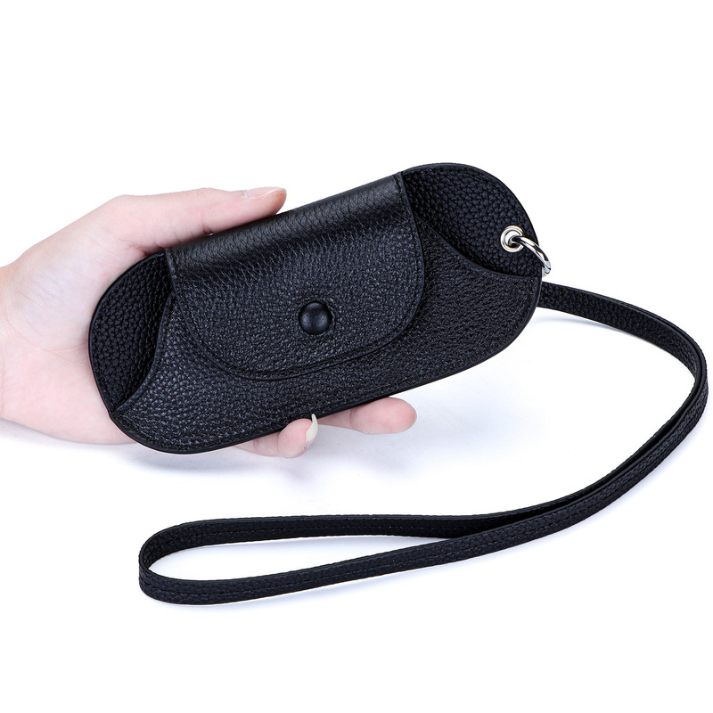 Genuine Leather Glasses Case for Women, Ins-Style First-Layer Cowhide Neck-Hanging Glasses Protector, 2026 New Model, Simple and Lightweight Sunglasses Case