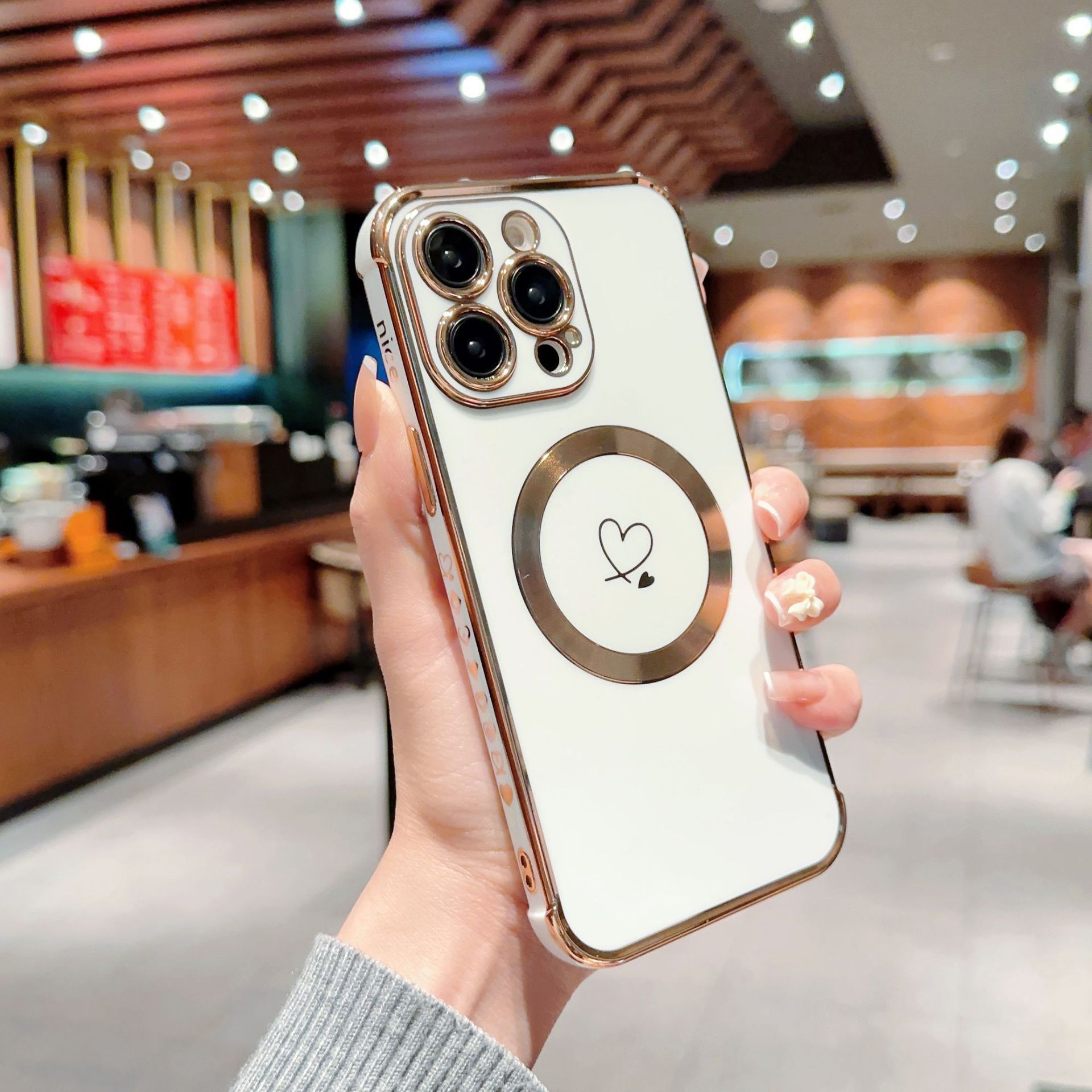 Magnetic Electroplated Double Heart Phone Case For Iphone 17_voghion.com
