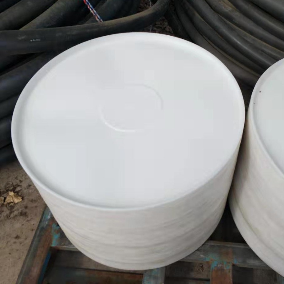 小鸡育雏开食盘 塑料圆盘 垫盘 育雏盘红料开食盘 塑料育雏料桶