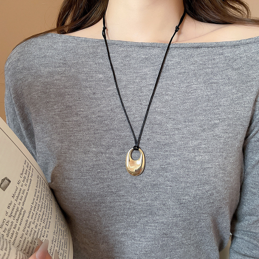 38-collar-oro