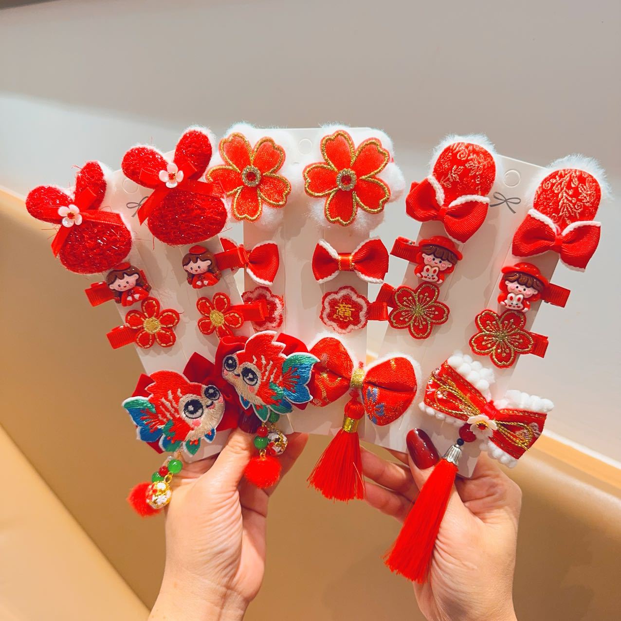 2025 Año Nuevo niños clip de pelo niñas arco tarjeta de pelo de Año Nuevo chino ropa de estilo Han niñas tocado de Año Nuevo