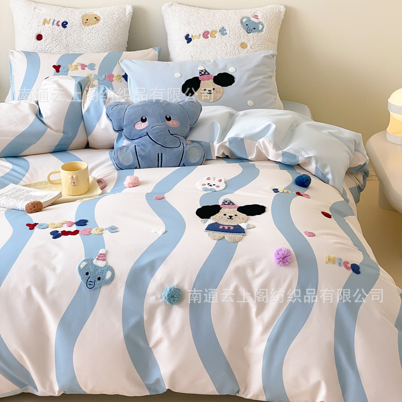 100s本の長毛綿の漫画の4つのセットの男の子の綿の刺繍は子供の綿の3つのセットの寝具をはめます。|undefined