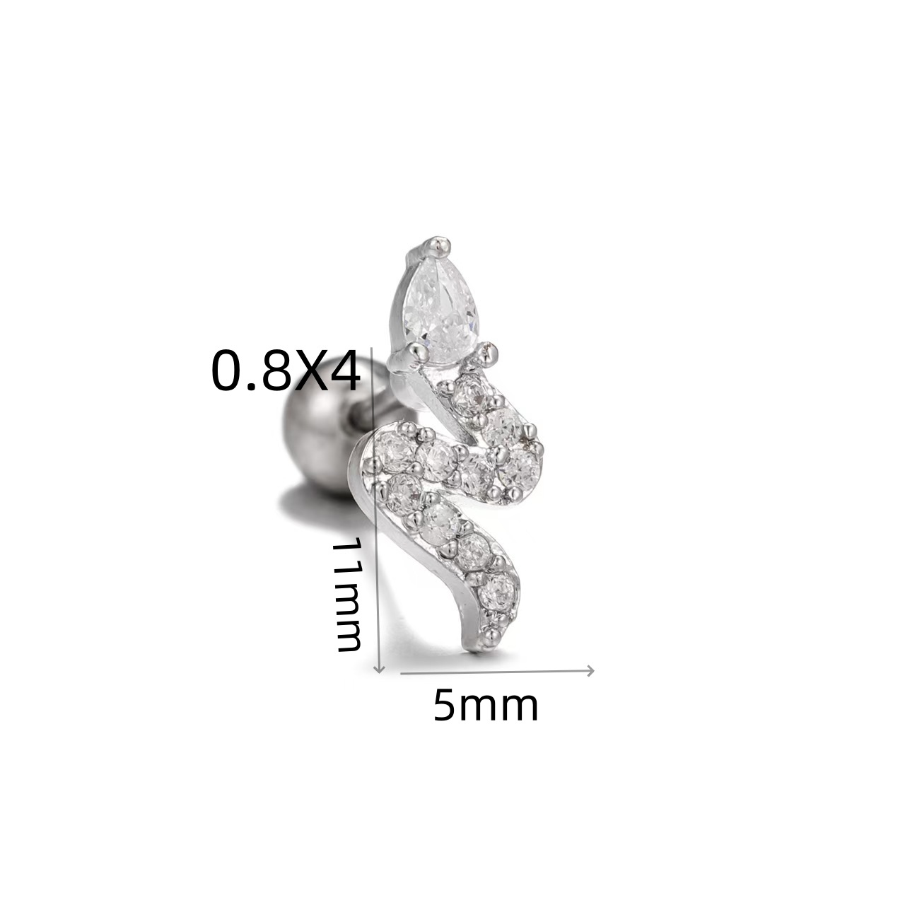 16G labret stud size and finish detail