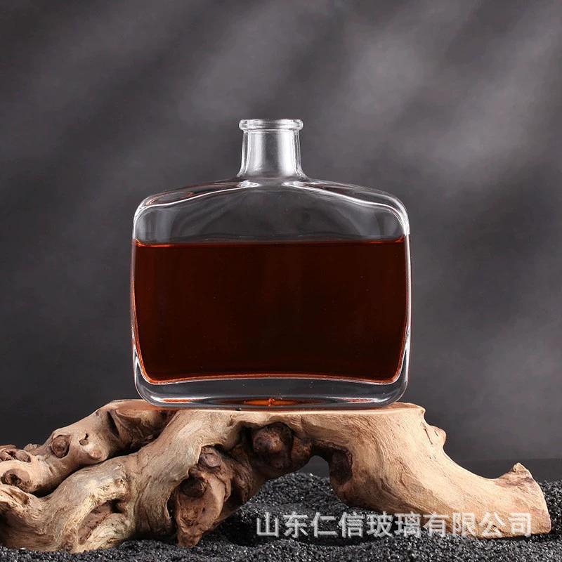 透明果酒瓶威士忌玻璃酒瓶厂家供应玻璃红酒瓶香水香薰玻璃空瓶