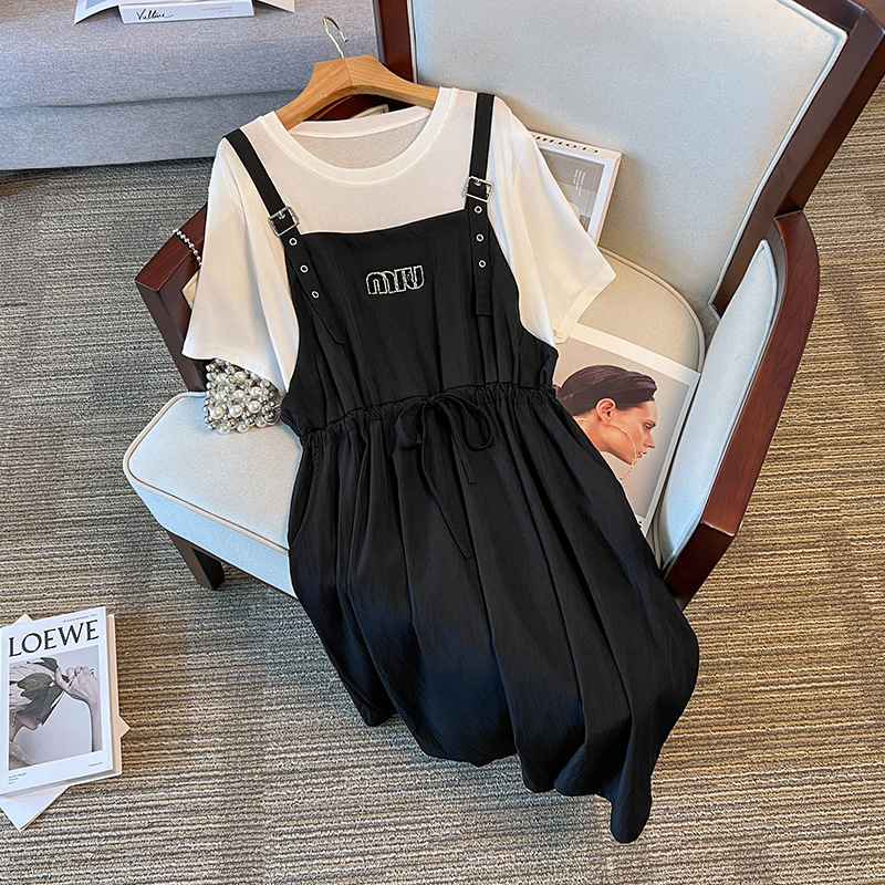 Large size women's bust 150 fat mm plus fat summer new product fashionable slimming fake two-piece dress 300 catties 039