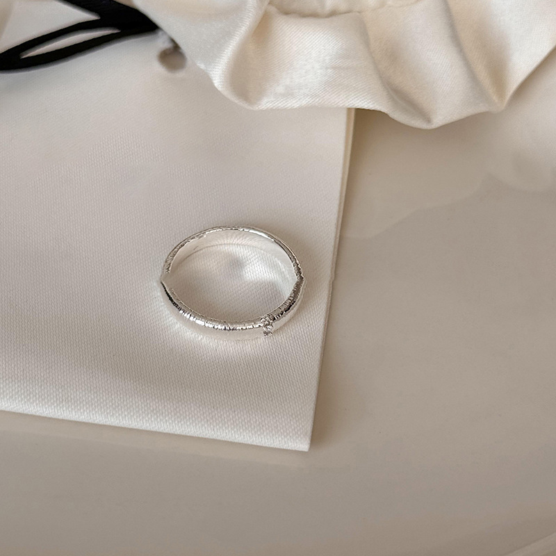 10 # anillo-plata-estrecho