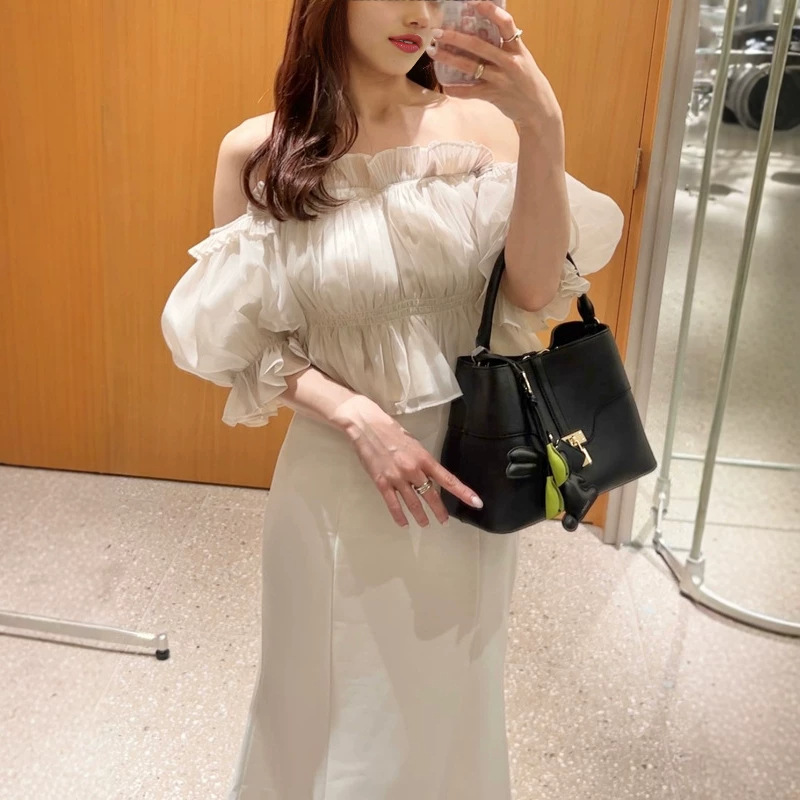 【亿百】新品日系新品木耳边一字肩欧根纱仙仙的上衣雪纺衫251168