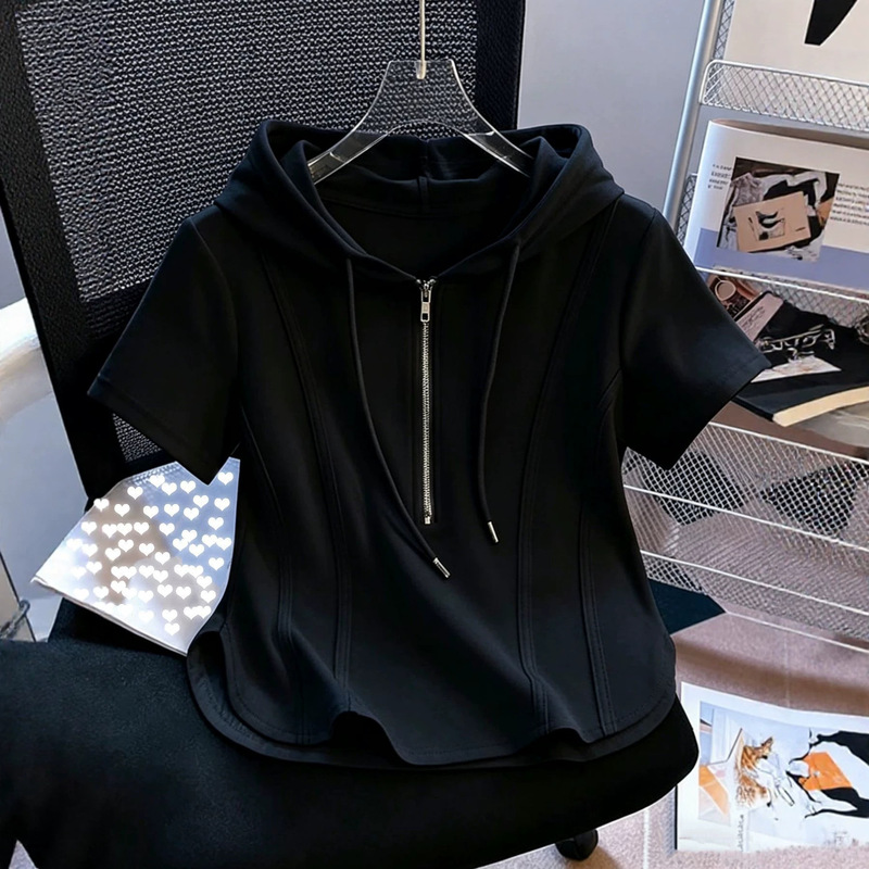 Korean-Style Elegant White Hooded Half-Zip Top, Autumn Slim-Fit Waist-Cinching Design, Niche Sweatshirt for Women Korean-Style Elegant White Hooded Half-Zip Top, Autumn Slim-Fit Waist-Cinching Design, Niche Sweatshirt for Women