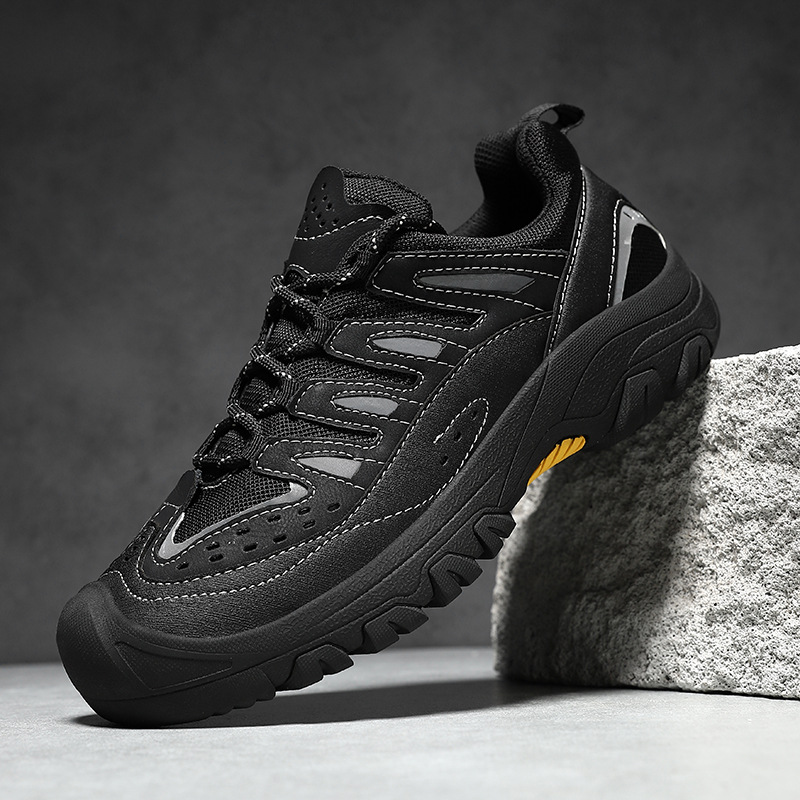 Zapatos de senderismo al aire libre transfronterizos de gran tamaño para hombre 2025 nuevos zapatos deportivos casuales Baotou zapatos de senderismo antideslizantes de fondo grueso