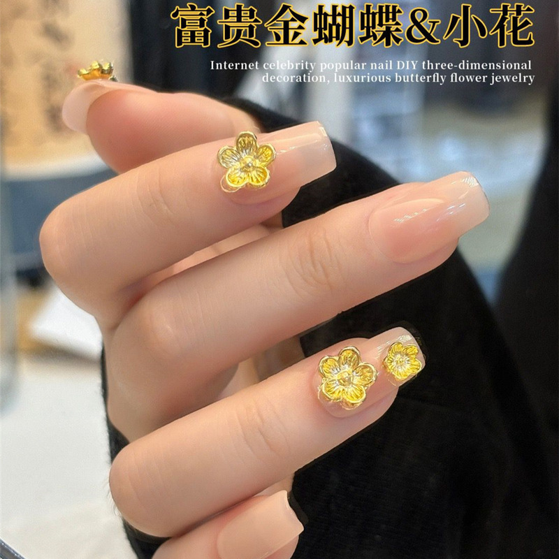 Trendy Popular Nail Art Accessories Gold Yellow Luxurious Flower Butterfly Metal Large and Small Five-Petal Flower Nail Decoration Wholesale