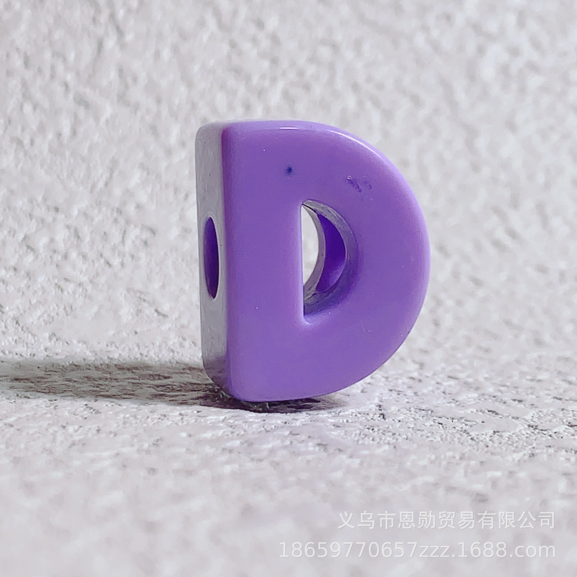 D (light purple)