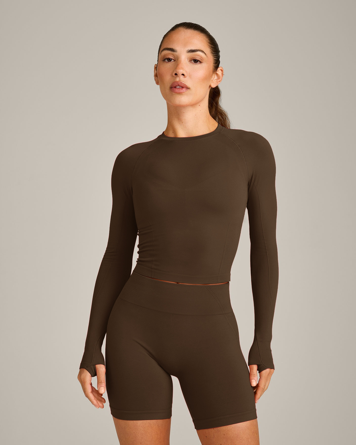 Transfronterizo de color sólido europeo y americano manga larga piel transpirable pantalones cortos deportivos de secado rápido adelgazamiento y adelgazamiento al aire libre conjunto de yoga