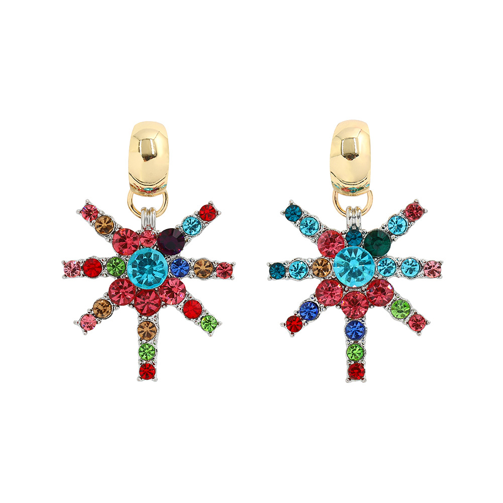 Exquisite Diamond Snowflake Earrings display picture 17