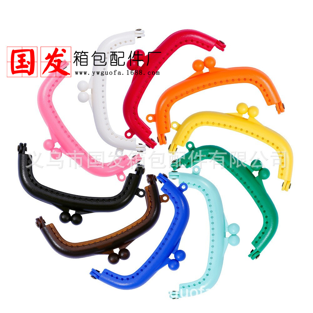 Gran promoción de una sola oreja 8.5CM boca de plástico arco oro 85MM boca de resina de color caramelo arco oro color macaron