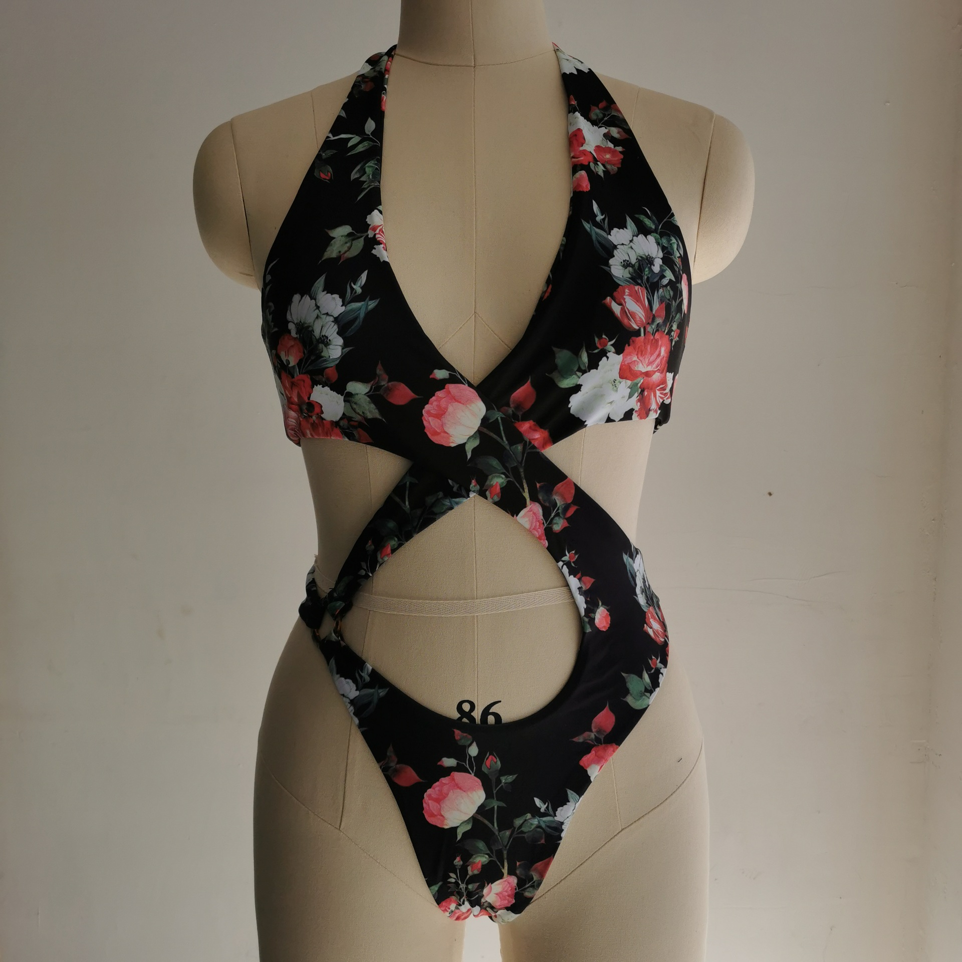 140g Weight Sleeveless Sleeve Length Pullovers Placket Type Nylon, Polyester Fabric Type Regular Top Length Bodysuit Tops Type 1 Piece Quantity Swimming Pool, Swimming Occasion Halter Neck Neckline Breathable Function Skinny Fit Type Solid Color Pattern Women'S Gender Fashion Style Women's Fashion Solid Color 1 Piece One Piece 17