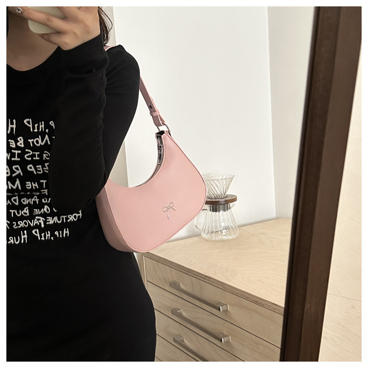 450g Weight Nylon Lining Material Zipper Closure Type Single Shoulder Strap Strap Type Shoulder Bag Bags Type Daily Occasion Pu Leather Material Solid Color, Bow Knot Pattern All Seasons Season Women's Gender Sewing Thread Design Streetwear Style Square Shape Large Size Women's Large Pu Leather Solid Color Bow Knot Streetwear Square Zipper Shoulder Bag 7