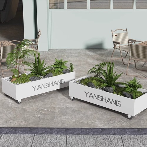 Outdoor movable flower troughs, restaurant store entrances, partition fences, flower boxes, golden street flower pots with wheels, flower beds