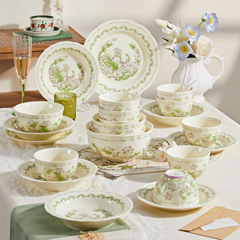 Underglaze Colored Ceramic Bowl and Plate Set, Same Style as Xiaohongshu, High Aesthetic Value Rice Bowls, Plates, and Dish Sets