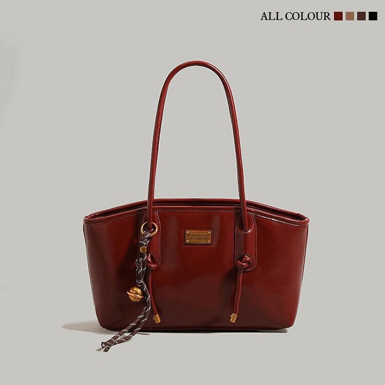 Red Festive Bride Wedding Bag Women's 2025 New Fashionable Tote Bag Large Capacity Wedding Banquet Bag Commuter Shoulder Underarm Bag