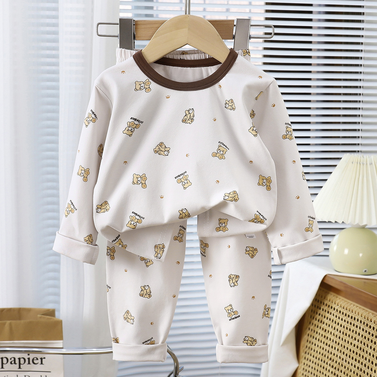 El traje de Leika (Toy Bear)