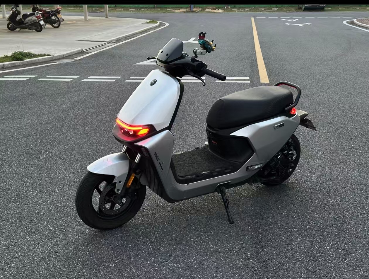 No. 9 Emn Series Mz/Nz Side Support Electric Vehicle Modified Extended and Heightened Side Support Bracket No. 9 Small Foot Single Side Support
