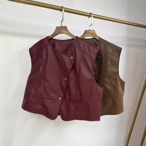 Unstructured Maternity Women's 2025 Autumn Korean Style Short Sleeveless Backless Casual Leather Maternity Jacket Outerwear Top