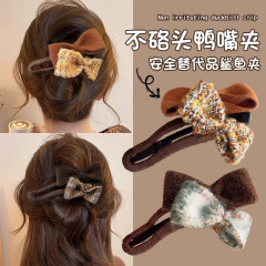 蝴蝶结鸭嘴夹子发夹女2025新款高级感后脑勺一字马尾抓夹盘发头饰
