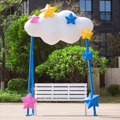 屋外アニメ雲座席彫刻観光地区ネット赤カード大型置物写真販売ビル園区景観装飾