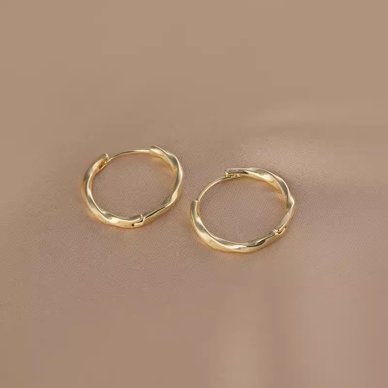 S925 aguja de plata elegante pendientes de nicho femenino diseño de gama alta pendientes populares pendientes de perlas pendientes únicos al por mayor