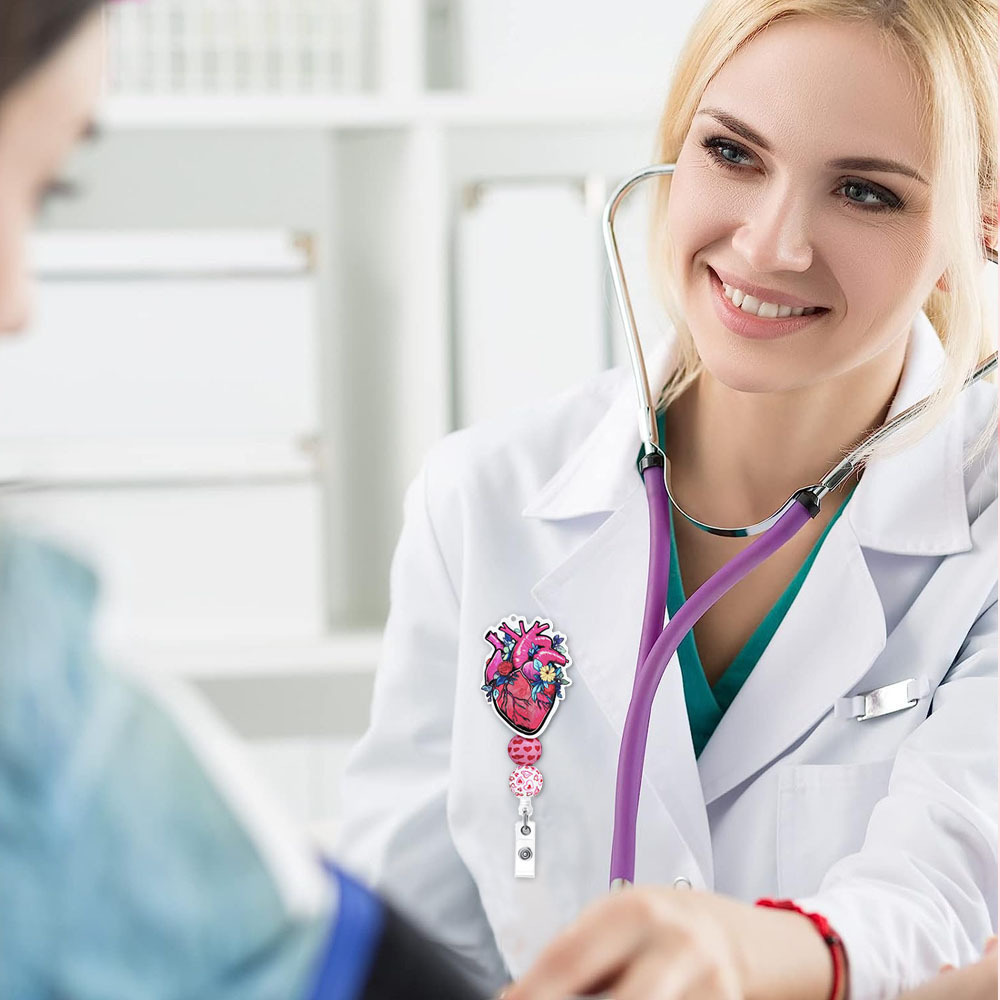 Día de San Valentín clip de cocodrilo giratorio insignia con cuentas carrete llave hebilla telescópica hebilla fácil de tirar