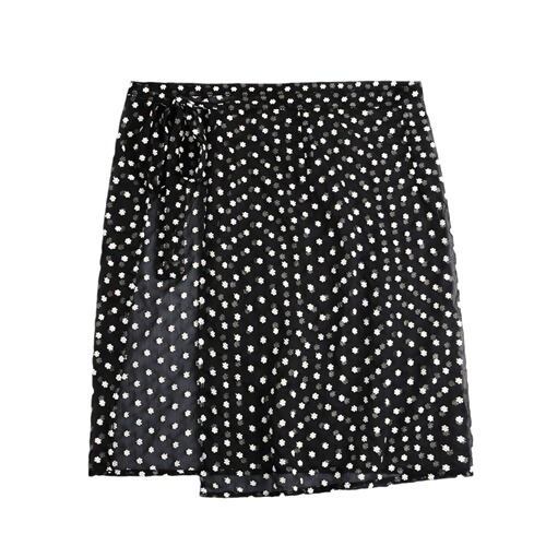 Black A-line Skirt, Unisex Size, Layered Underwear for Slimming Effect with Sweatshirt, Sweater, and Base Skirt